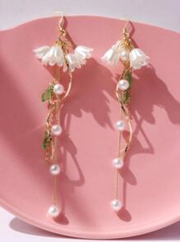 Faux Pearl & Flower Decor Drop Earrings