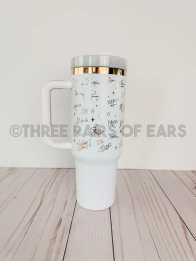 Engraved Autograph 40oz Handle Tumbler | Three Pairs of Ears