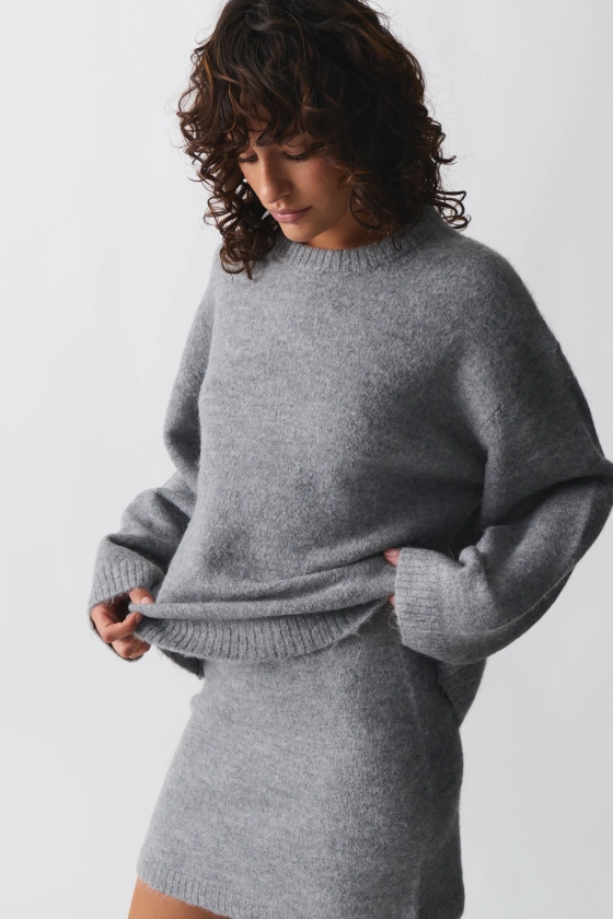 Crew neck knitted sweater - Grey - Women - Gina Tricot