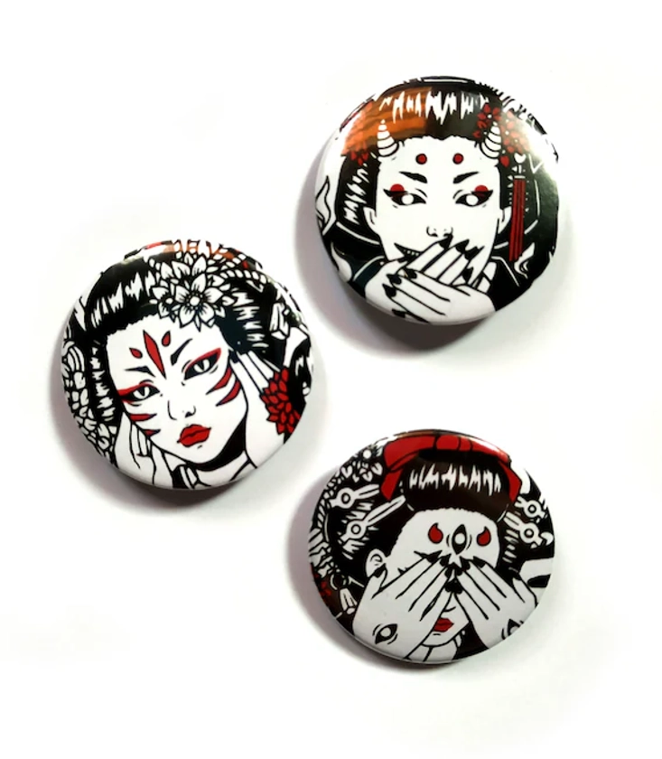 Set 3 Metalic badges chapas yokai hannya sukeban japanese