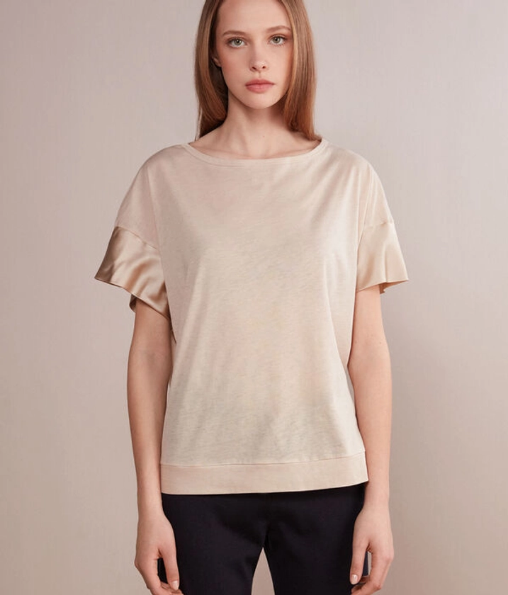 T-Shirt in Fresh Silk with Satin Sleeves - Outlet | Falconeri