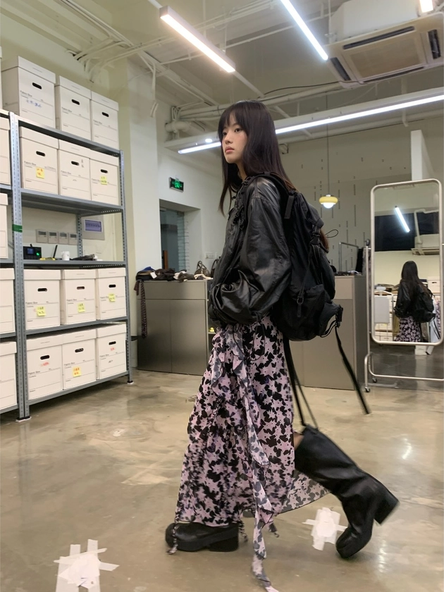 [예약 판매 10% 할인] NEVERSEEZ star floral skirt - shop.cor