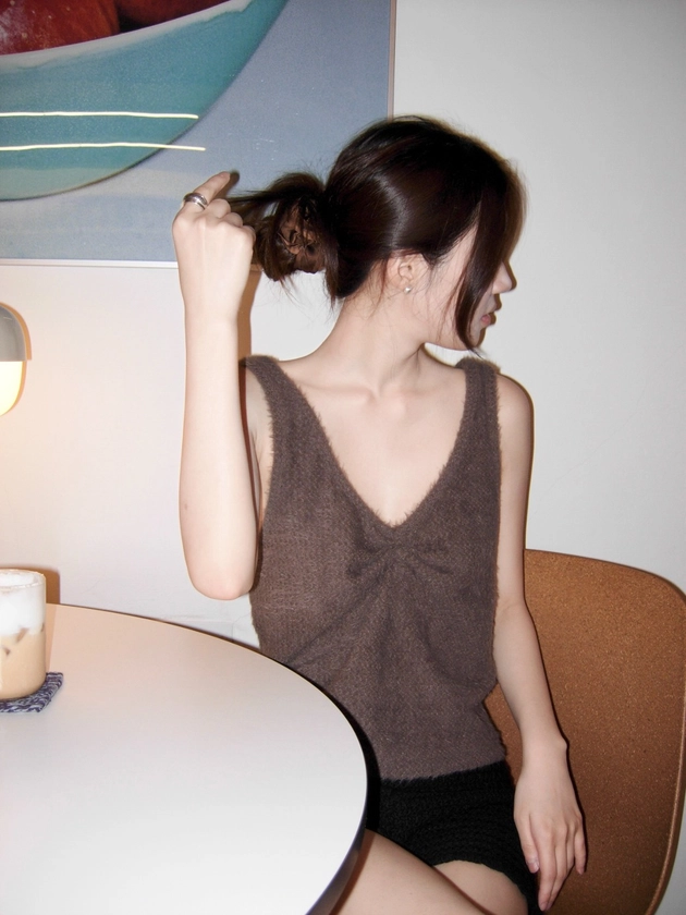 DT. Shirring Angora Sleeveless - 프릴리 FLILY