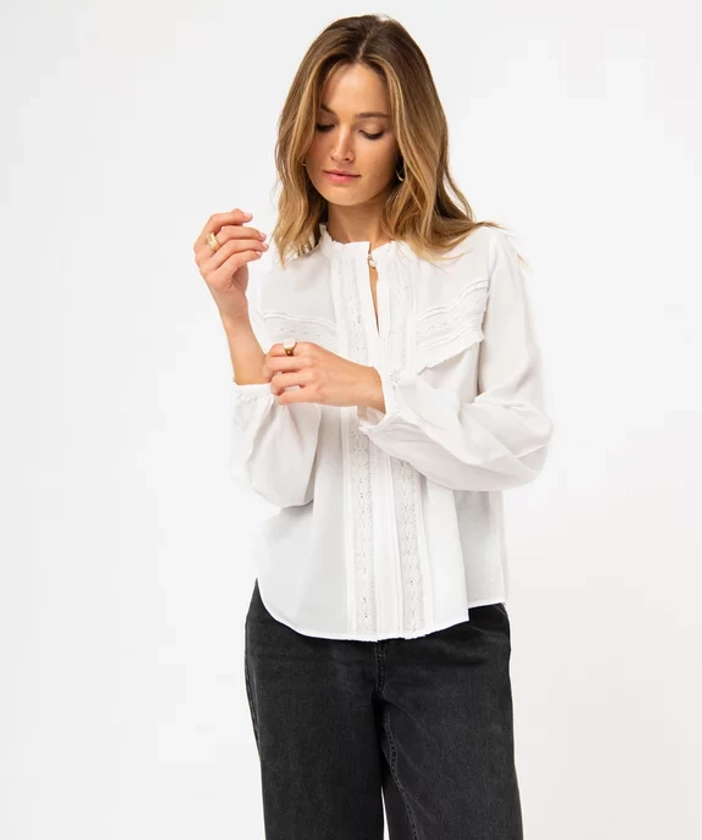 Blouse femme à manches longues avec empiècements dentelle