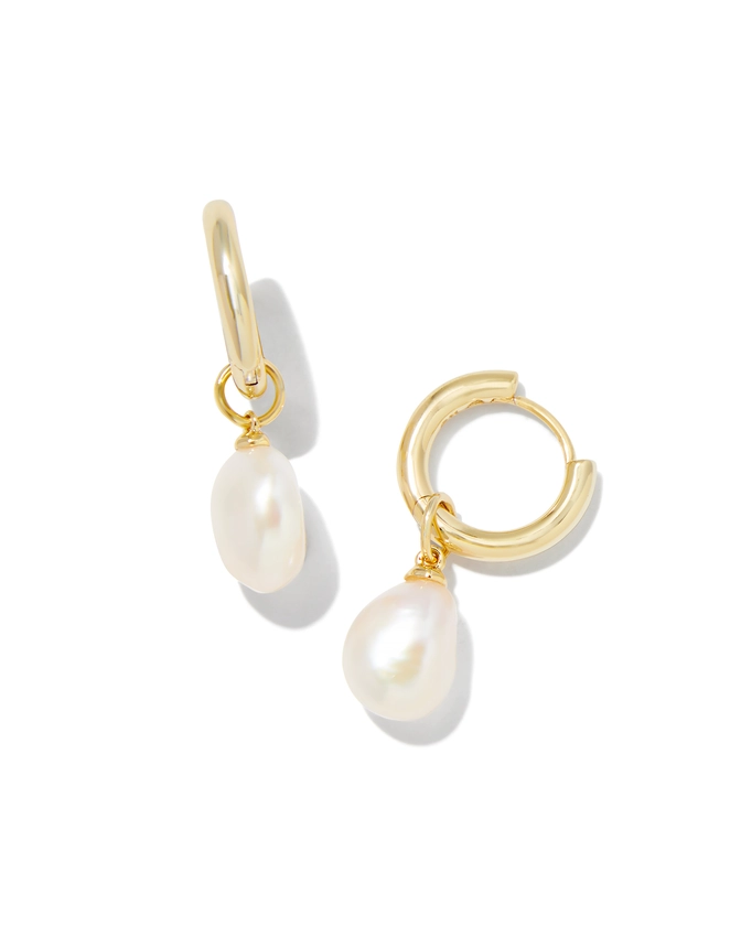 Willa Gold Pearl Huggie Earrings in White Pearl | Kendra Scott