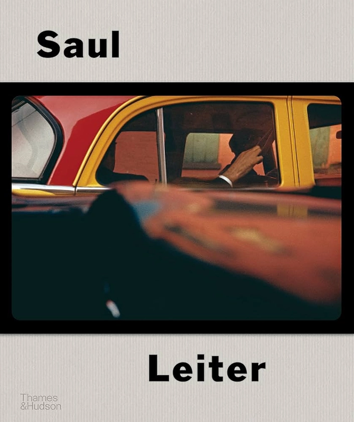 Amazon.com: Saul Leiter: The Centennial Retrospective: 9780500545577: Erb, Margit, Parillo, Michael, Greenberg, Michael, Harrison Levy, Adam, Stoppard, Lou, Hiramatsu, Asa: Books