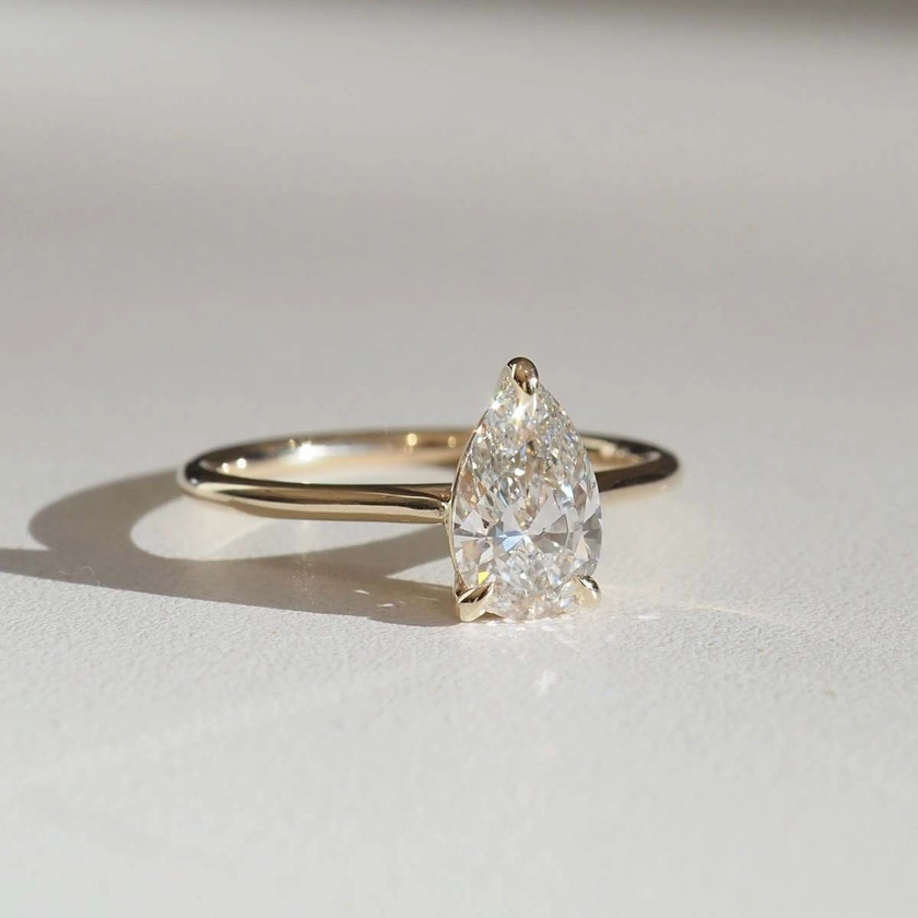 Lyla | Pear Lab-Grown Diamond Engagement Ring