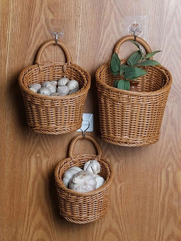 1pc Plastic Woven Basket For Kitchen Ginger & Garlic Storage, Retro Wall Mounted Kitchen Tool Organizer, Handheld Decorative Mini Flower Basket, Fruit And Vegetable Basket, Home Organization And Storage, Kitchen Supplies