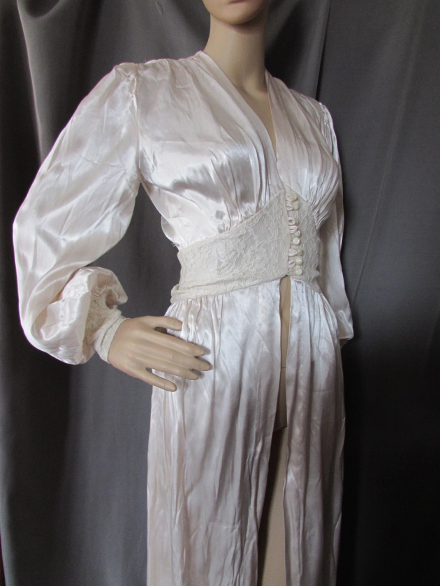 Vintage Night Robe Classic Style Robe Cream Charmeuse Satin and Lace Long Length Corset Style Buttons - Etsy UK