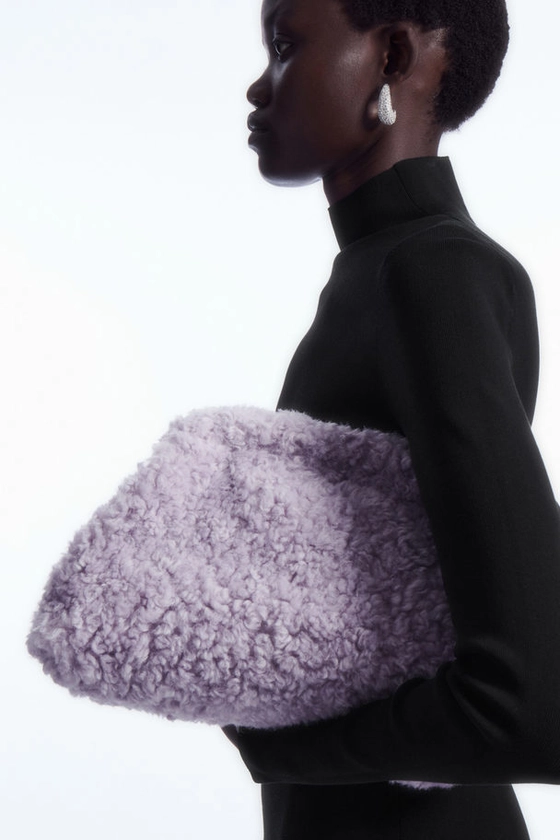 Oversized Framed Clutch - Teddy Lilac LILAC - For 55 EUR | Afound