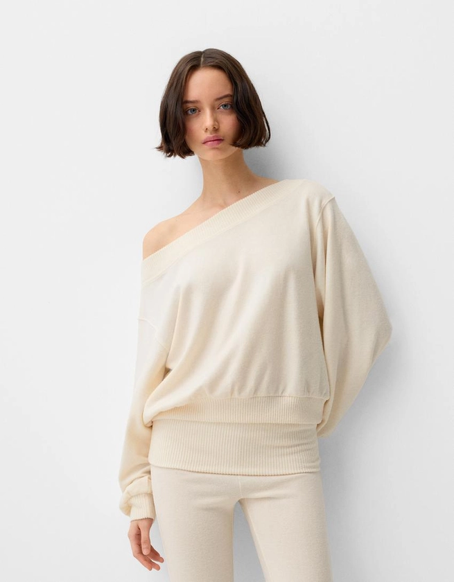 Soft touch asymmetric neck sweater - Sweaters and cardigans - BSK Teen