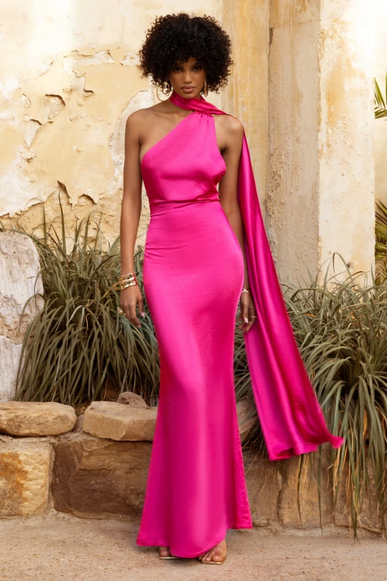 Mademoiselle | Robe longue asymétrique à col et écharpe de colour rose vif avec dos nu