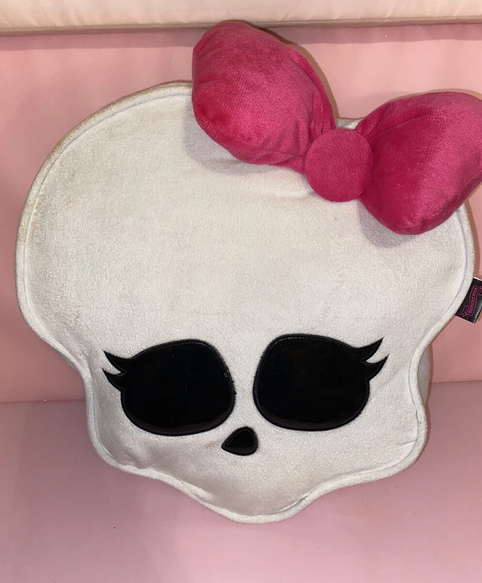 Monster High Skull Shape Skullette Plush 15”x 13” White Backpack Bag RARE