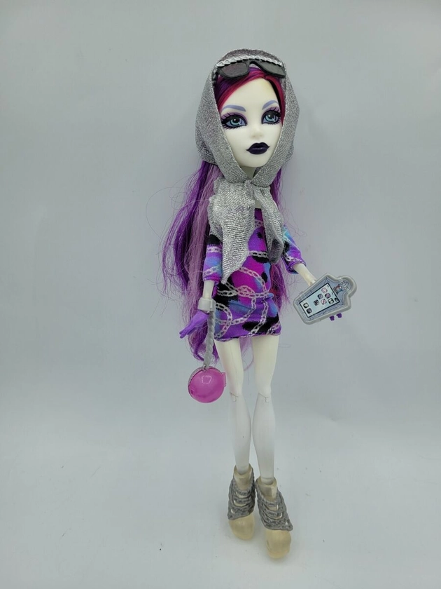 Monster High Doll Spectra Vondergeist Maul Session Fashion Pack Complete No Mag