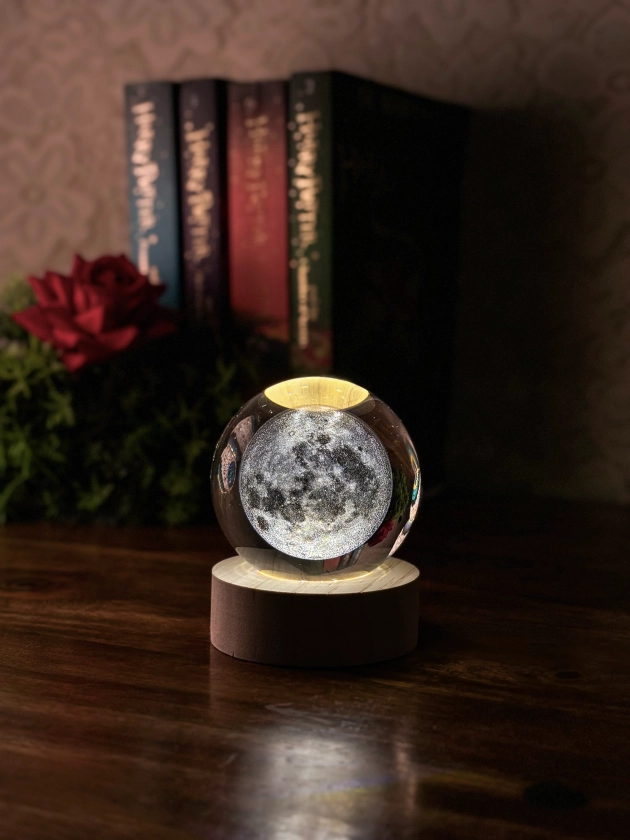 Radiance Orb Lamp