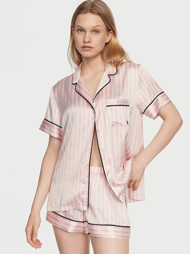 Acheter Ensemble pyjama avec short en satin – Commande en ligne – Ensembles pyjama 5000006214 – Victoria's Secret 