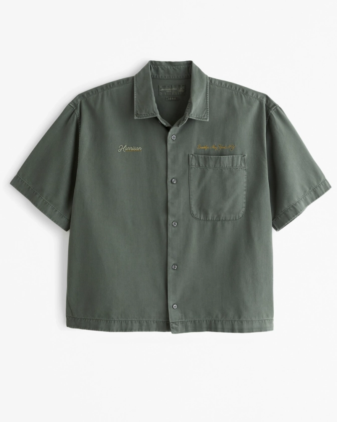 Men's Short-Sleeve Cropped Workwear Graphic Button-Up Shirt | Men's Tops | Abercrombie.com