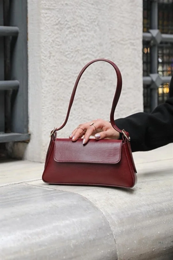 Madamra Klaret červená dámská taška přes rameno s jednoduchým designem - Trendyol