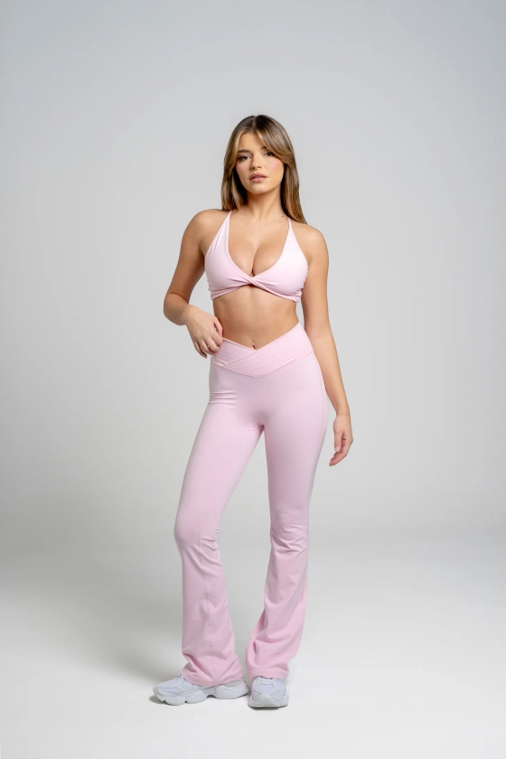 Serene V Front Essential Flares