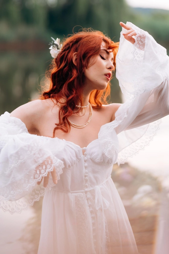Dresses > Rose dress in white Buy from e-shop