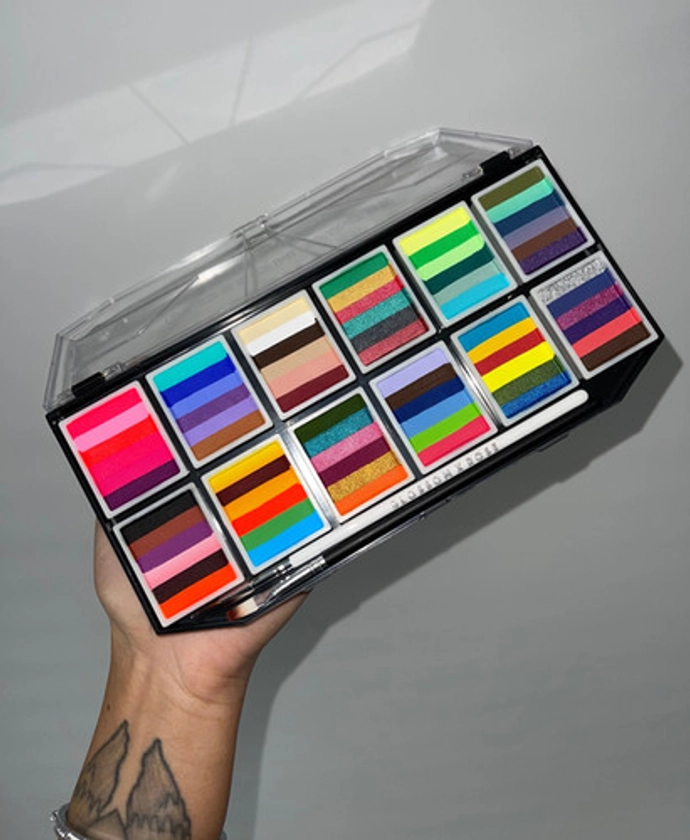 72 Graphic Eyeliner Palette, Colour Block Rainbow Palette | Blossom X Rose
