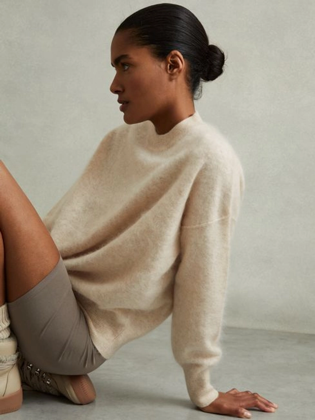 Brushed Cashmere Crew Neck Jumper in Neutral