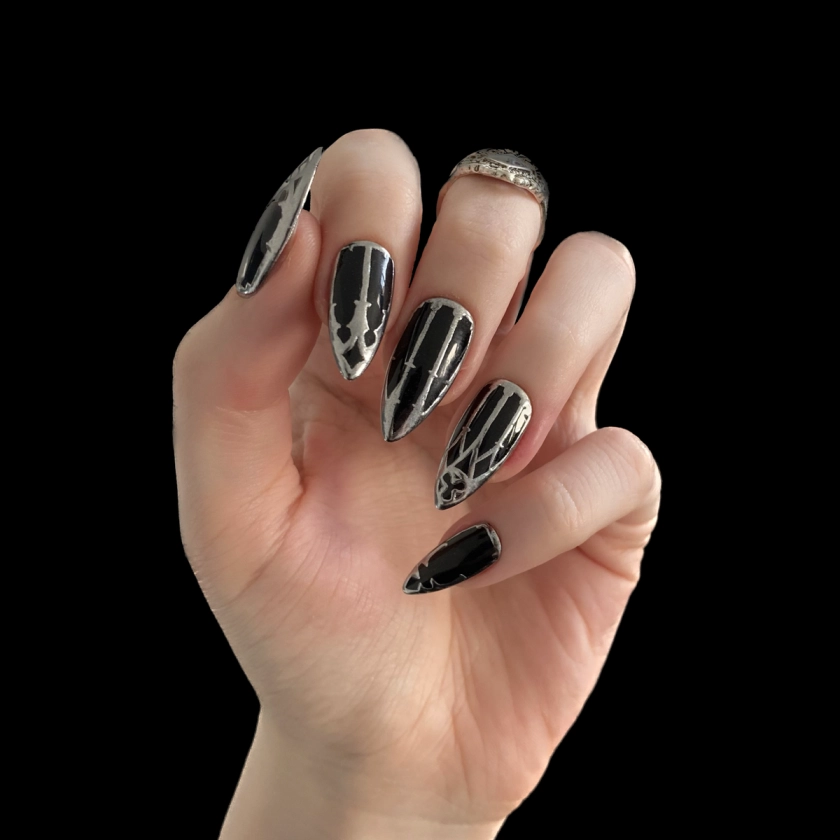 Cathedral Arches - Custom False Nails from Custom Claws by Rhianna