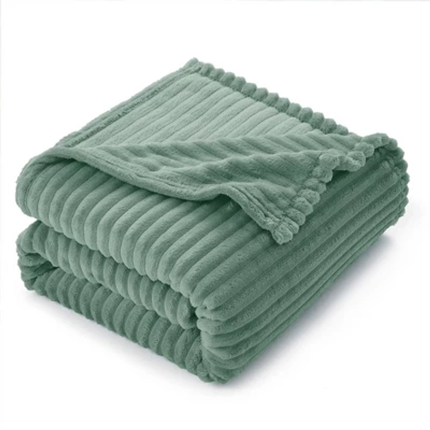 Nestl Warm Cozy Queen Blanket, Cut Plush Fleece Blanket, Sage Green Super Soft Blanket