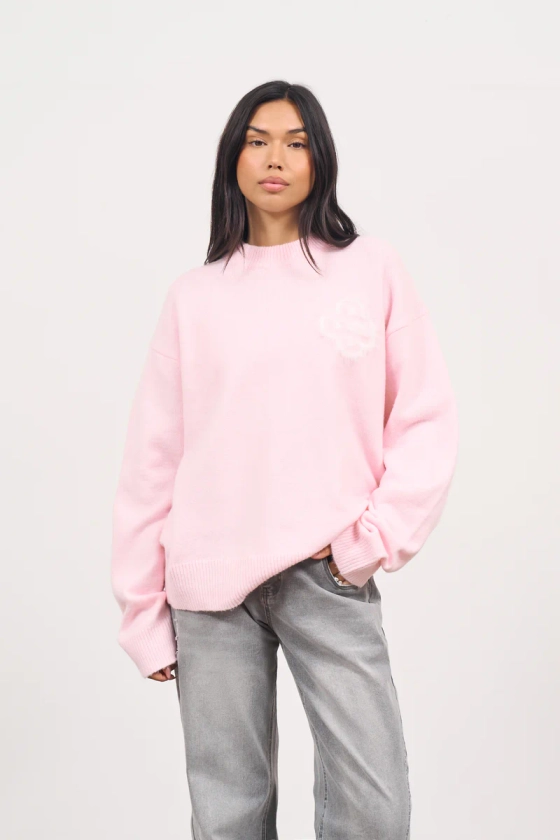 FLUFFY EMBLEM KNITTED CREW - PINK