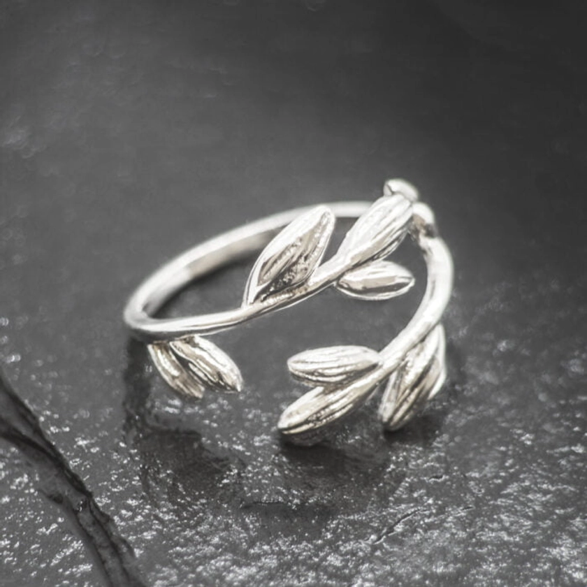 Adjustable Leaf Ring in Sterling Silver