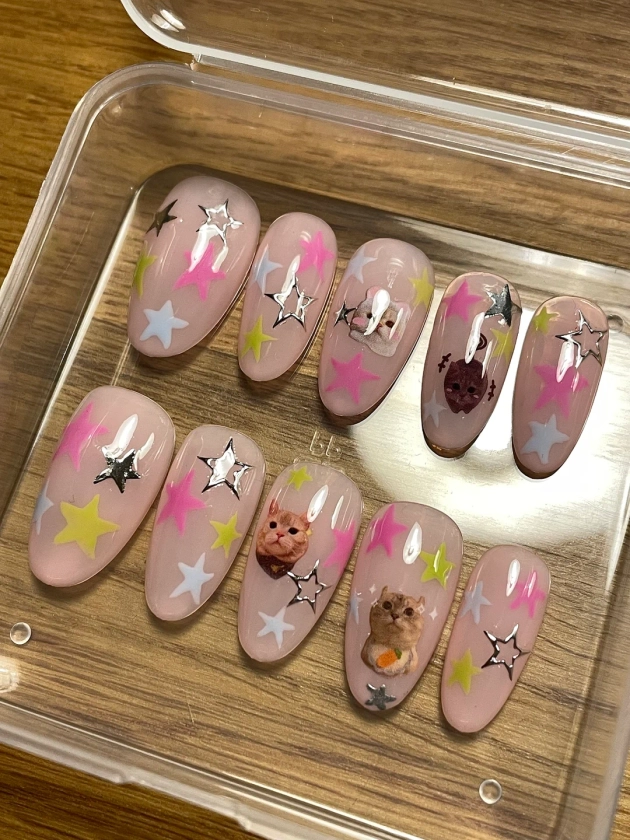 Cute kawaii kitten nails with stars