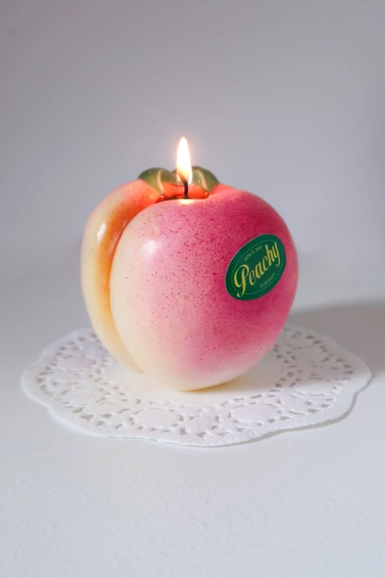 The Peachy Candle, Peach