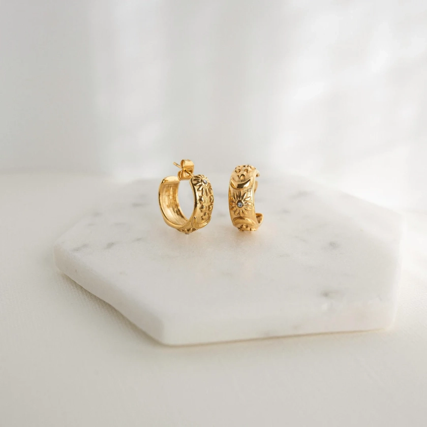 18K Gold Moon Star Hoop Earrings, Chunky Gold Huggies, Celestial Gold Earrings, Waterproof Earrings, Vintage Inspired Earrings, Boho Chic