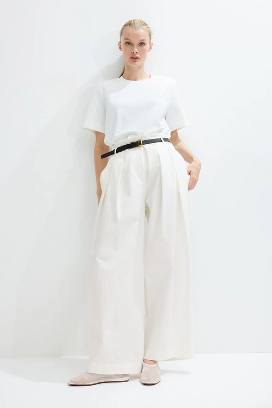 Pantalon large avec ceinture - Taille haute - Longue - Blanc - FEMME | H&M FR