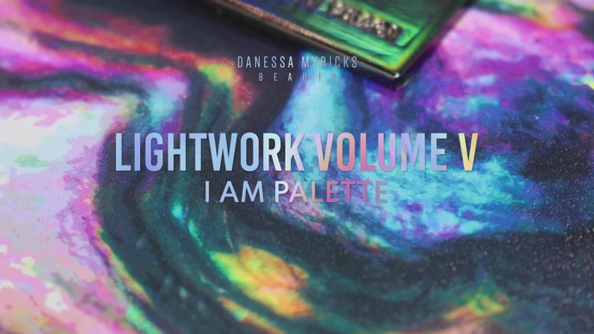 LIGHTWORK V I AM PALETTE