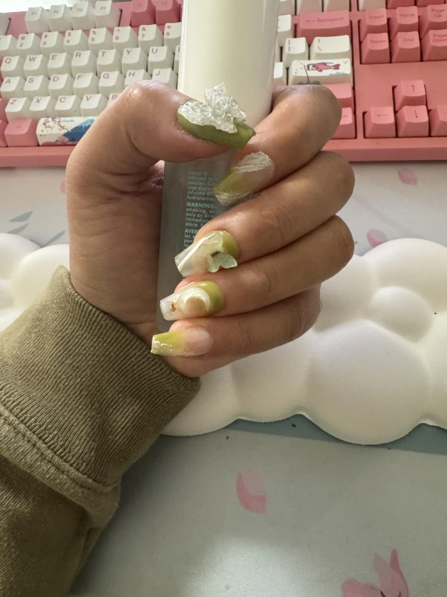 Floral Press-On Nails - Instant Manicure Designs