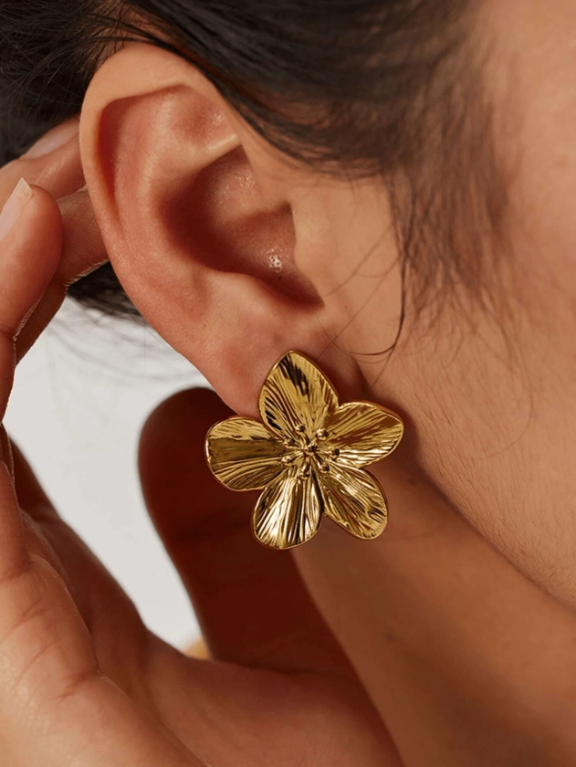 2 pièces Boucles d'oreilles pour femmes en acier inoxydable doré 18 carats avec fleur et trèfle à cinq feuilles, convient pour cadeau, fête et renforcement d'équipe