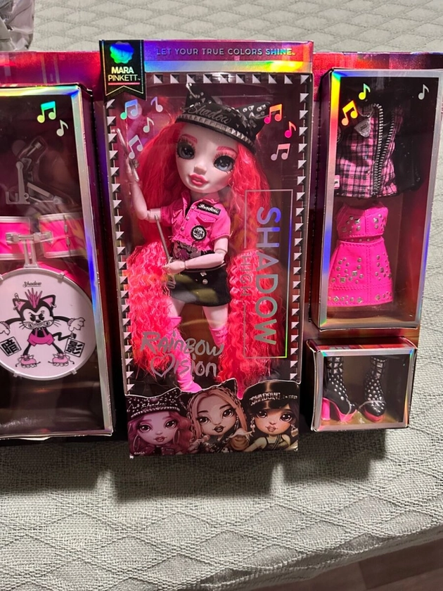 Rainbow Vision Shadow High Neon Shadow-Mara Pinkett Neon Pink Fashion Doll NIB