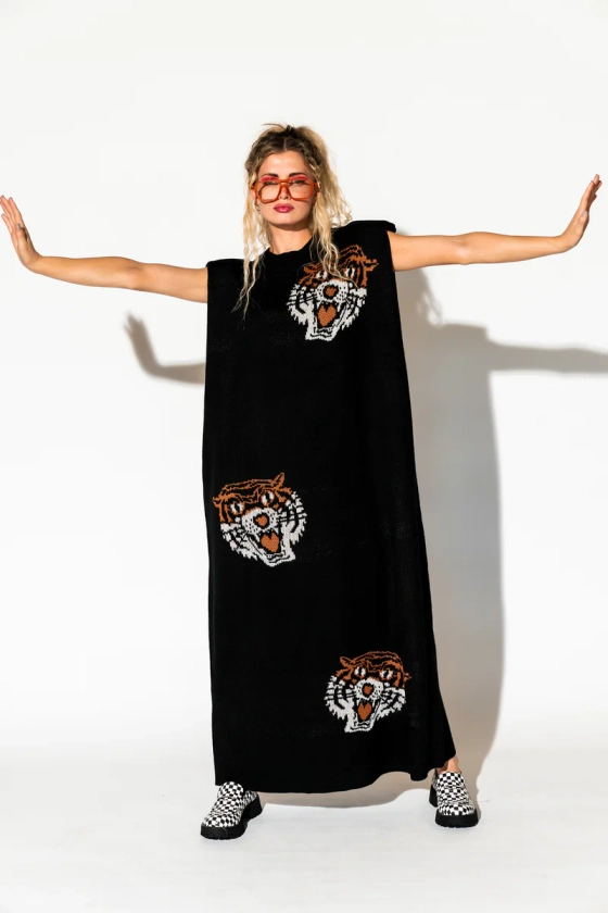 LALA ORIGINAL: Big Reputation Oversized Knit Maxi Dress in Tigress