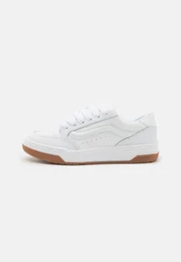 Vans HYLANE UNISEX - Scarpe skate - white/bianco - Zalando.it