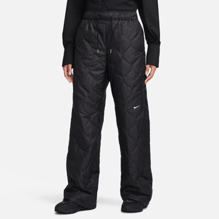 Pantalon taille haute matelassé à ourlet ouvert Nike Sportswear Essential pour femme. Nike FR