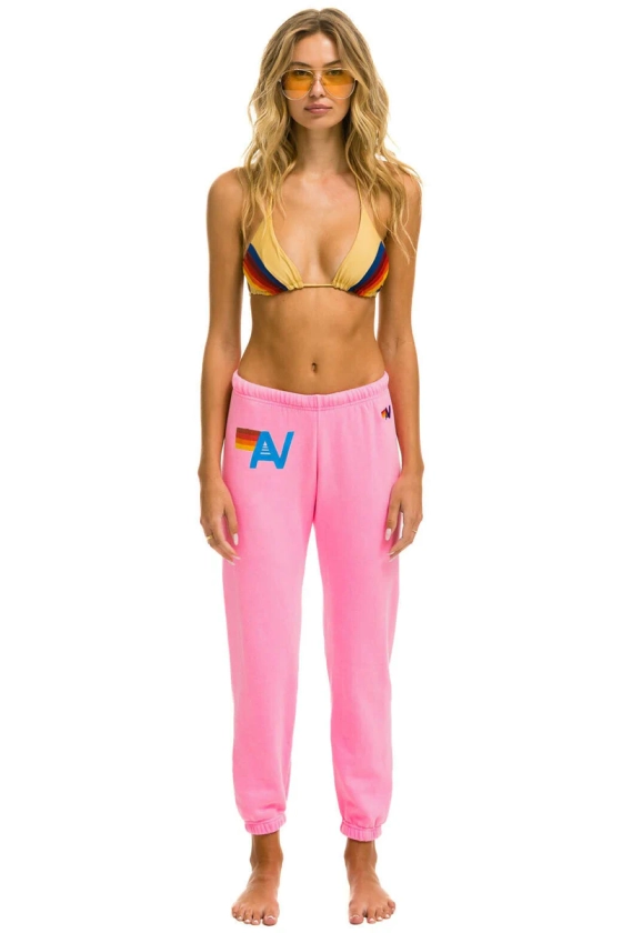 LOGO SWEATPANTS - NEON PINK