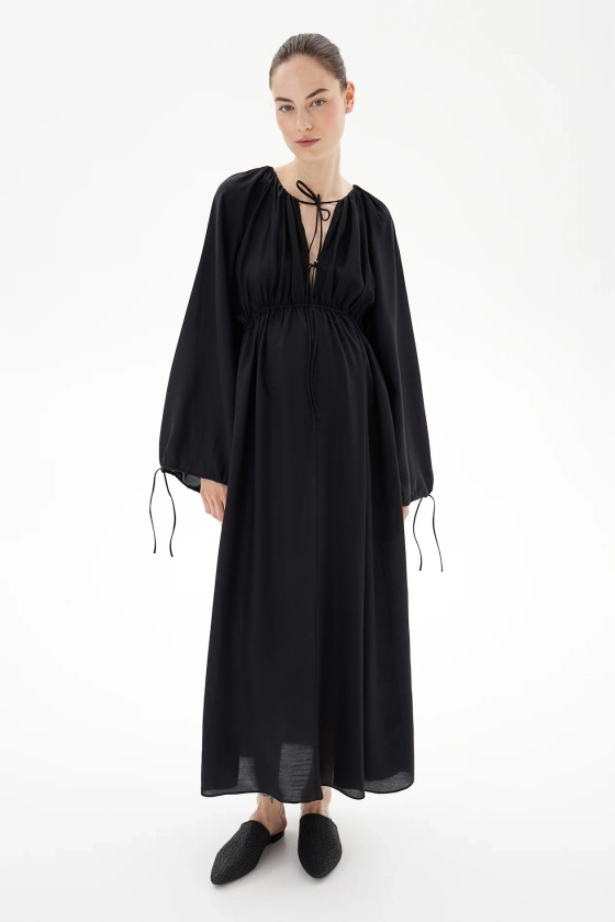 MAMA Drawstring-detail maxi dress - Round neck - Long sleeve - Black - Ladies | H&M GB