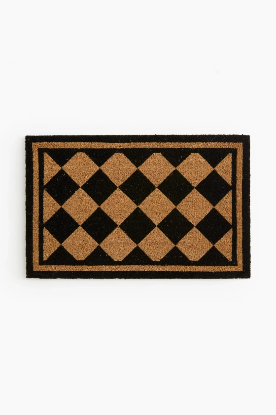 Patterned coconut fibre doormat - Black/Checked - Home All | H&M GB