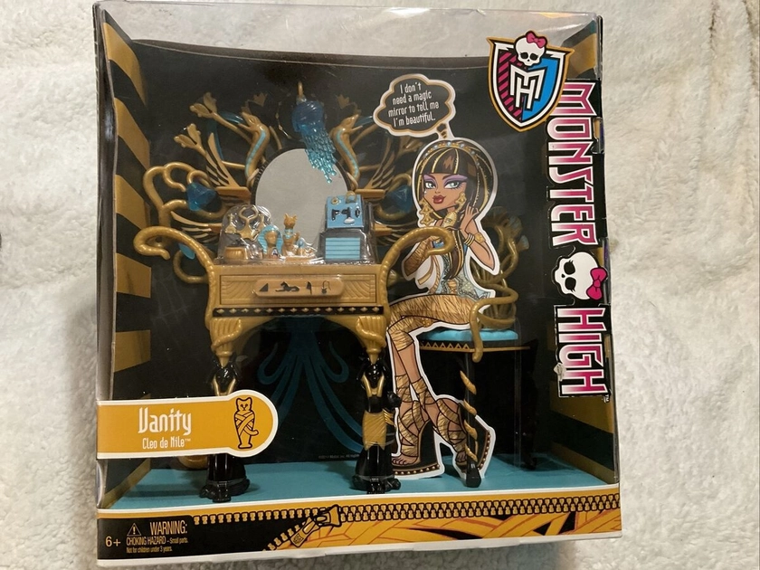 Monster High Cleo de Nile Vanity Playset NIB NEW In Box No Doll 2011 Unopened