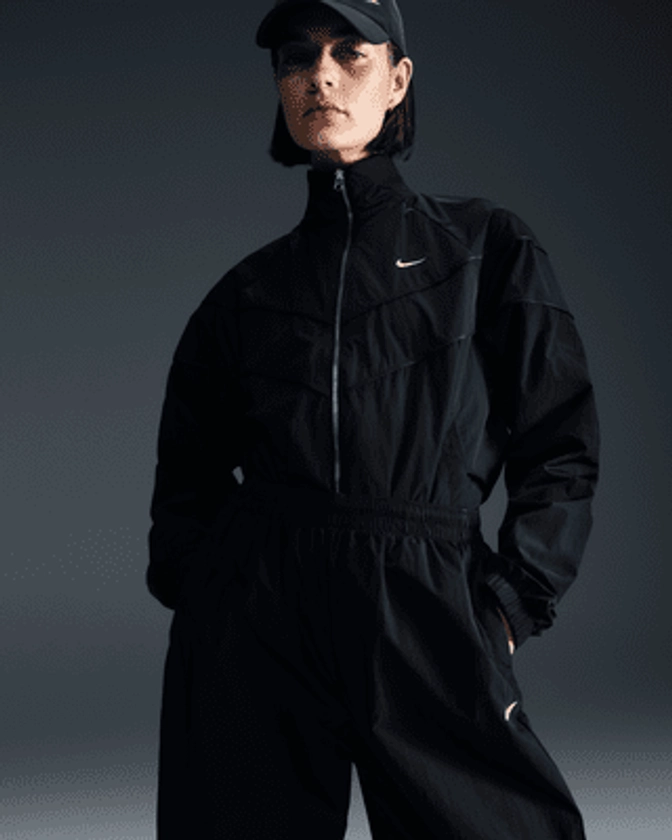 Veste à zip tissée ample UV Nike Windrunner pour femme