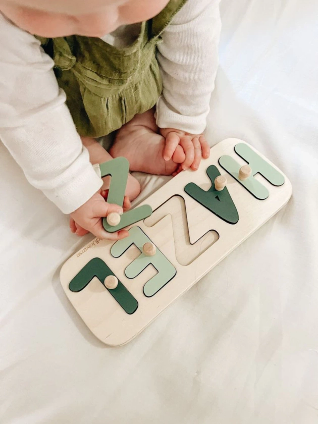 Nouveau cadeau de bébé, puzzle Montessori en bois pour tout-petit, cadeau de premier anniversaire pour bébé garçon, bébé fille, jouets en bois, cadeau personnalisé pour enfant - Etsy France