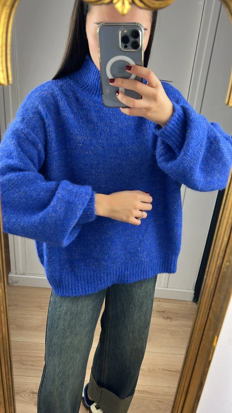 Pull bleu "Noholita"