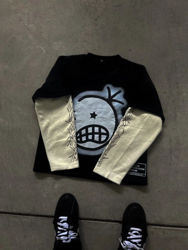 "SMILEY FACE” DOUBLE LAYERED TEE