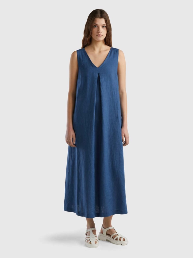 Sleeveless dress in pure linen